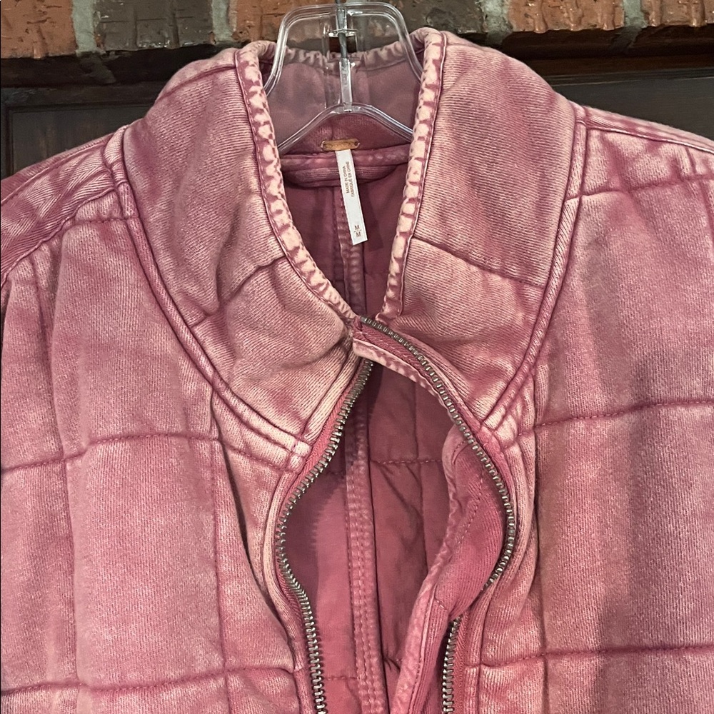 FreePeople Dolman Pink. Quilted Jacket - Picture 3 of 5